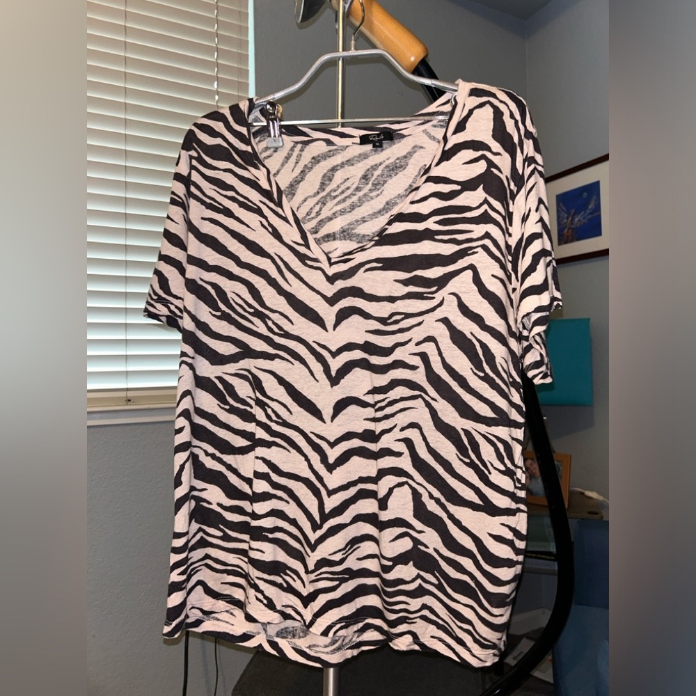 Rails Zebra tee. XL